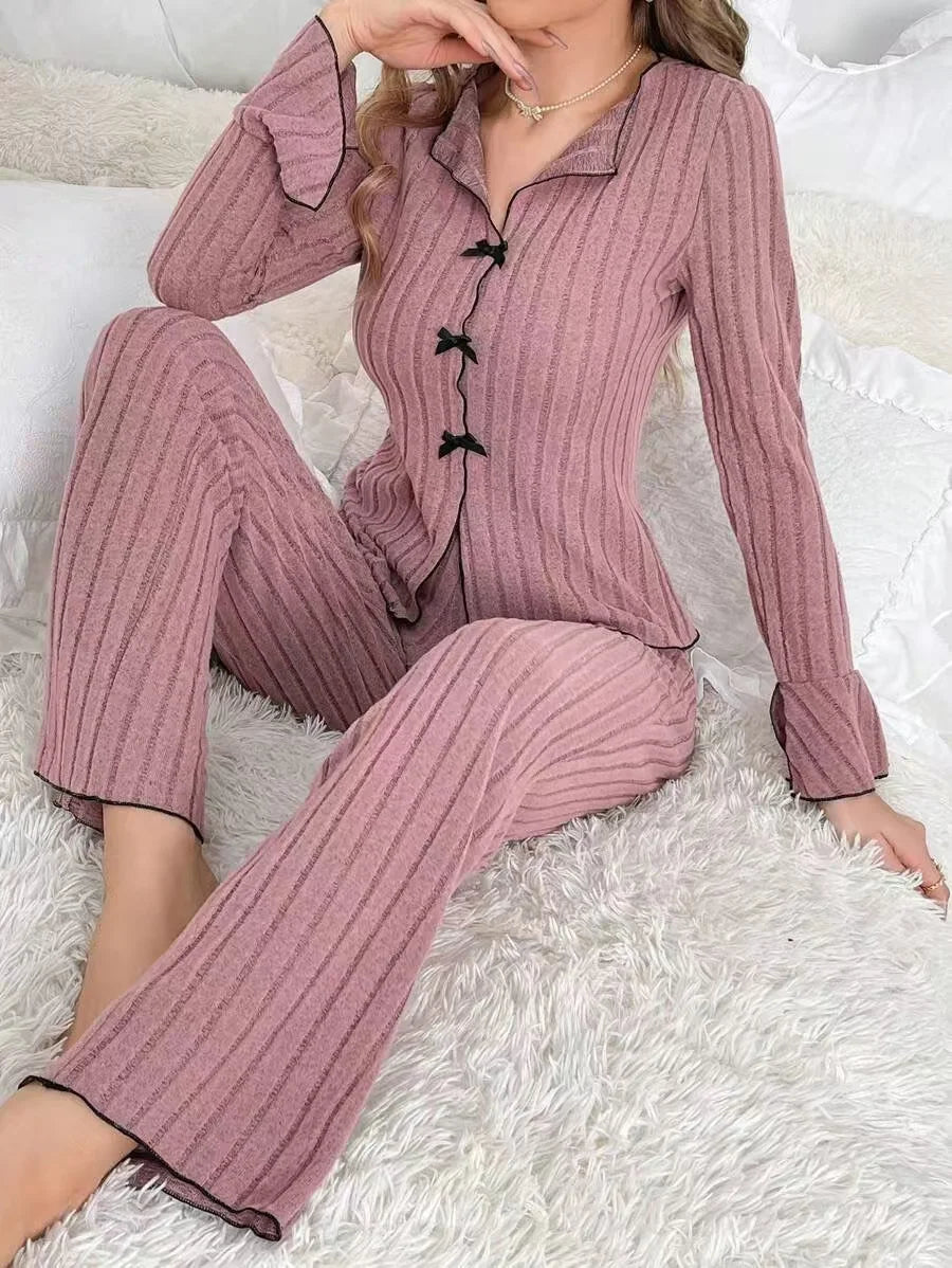 Women's two-piece sleepwear set for autumn and winter